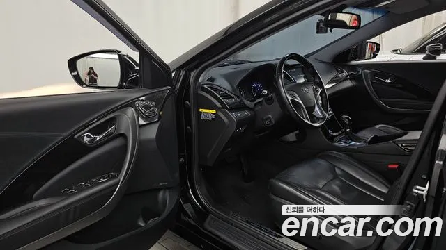 Hyundai Grandeur 2015 thumb 2