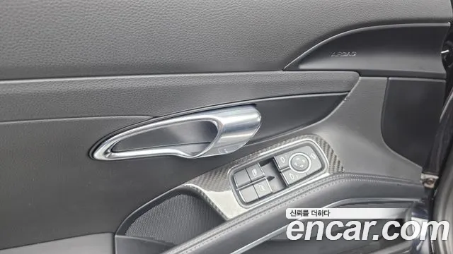 Porsche 911 2016 thumb 7
