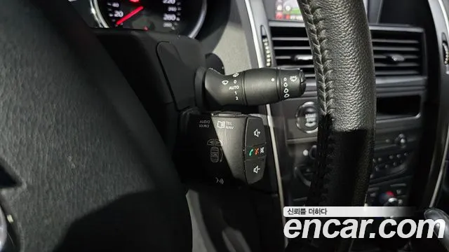 Renault SM7 2013 thumb 4