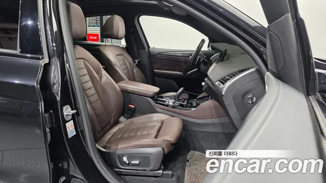 BMW X4 2021 thumb 4