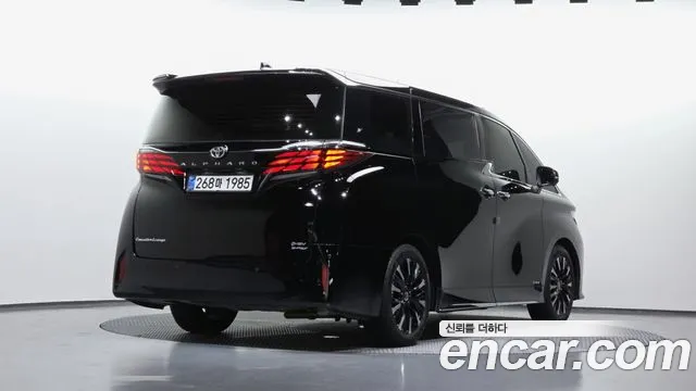 Toyota Alphard 2025 thumb 4