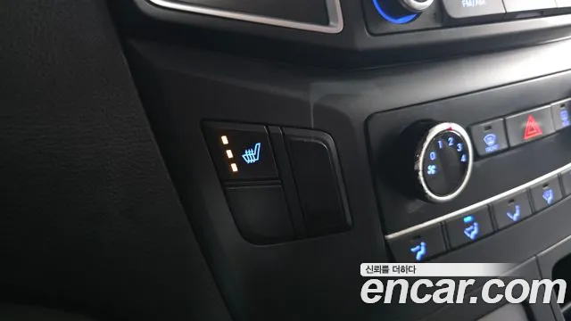 Hyundai Staria 2017 thumb 5