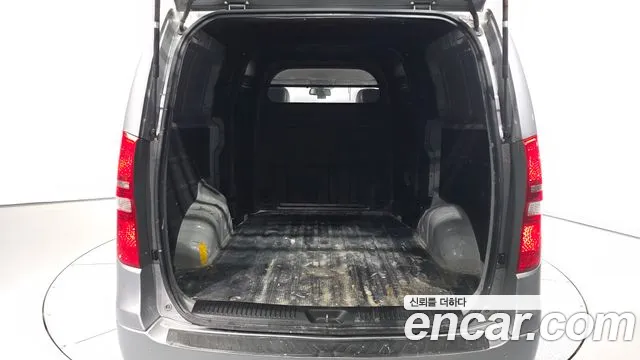 Hyundai Staria 2017 thumb 11