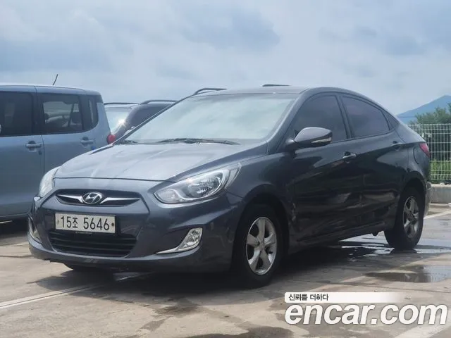 Hyundai Accent 2011 thumb 8