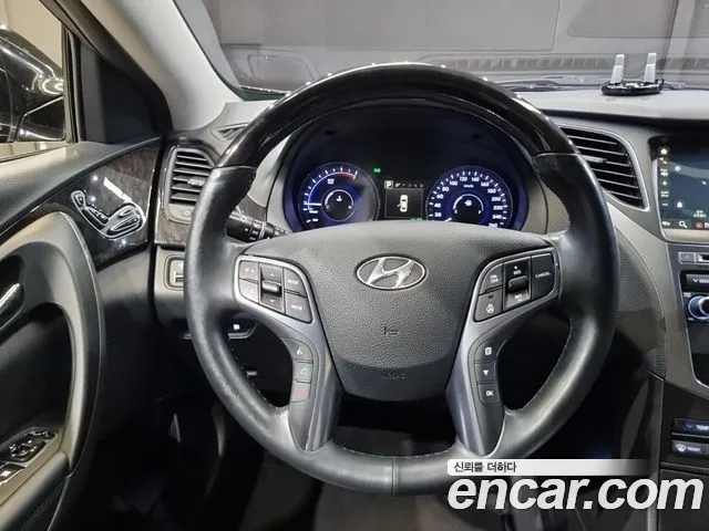 Hyundai Grandeur 2015 thumb 6