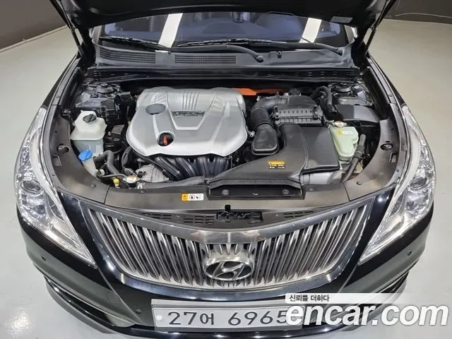 Hyundai Grandeur 2015 thumb 9