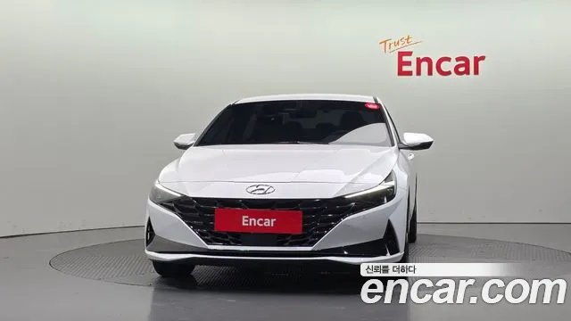 Hyundai Elantra 2023 thumb 7