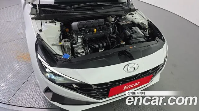 Hyundai Elantra 2023 thumb 9
