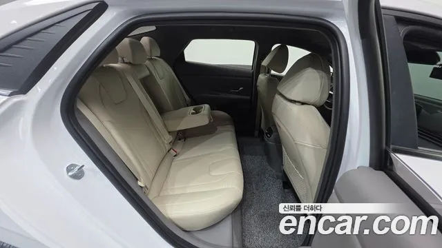 Hyundai Elantra 2023 thumb 5