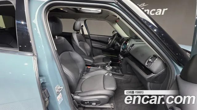 Mini Cooper Countryman 2023 thumb 3