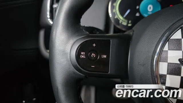 Mini Cooper Countryman 2023 thumb 8
