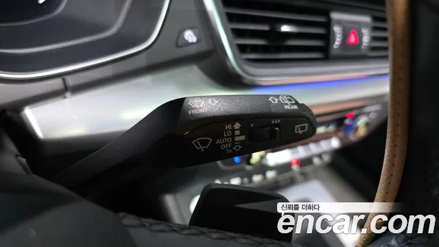 Audi Q5 2021 thumb 11