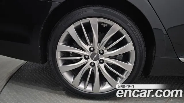 Genesis G80 2018 thumb 6