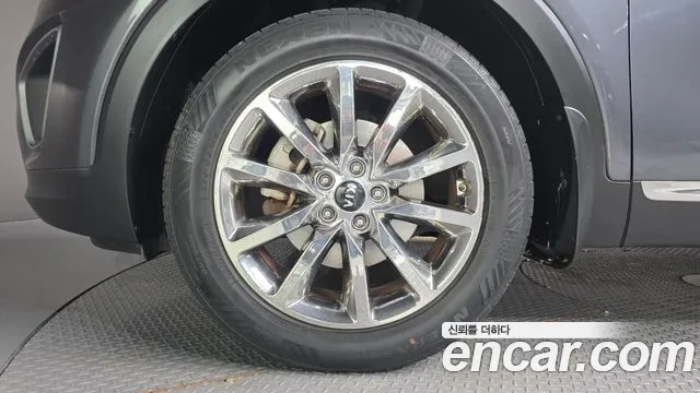 Kia Sorento 2014 thumb 12