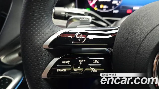 Mercedes-Benz GLC 2024 thumb 9