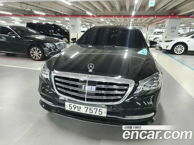 Mercedes-Benz S-Class 2018 thumb 7