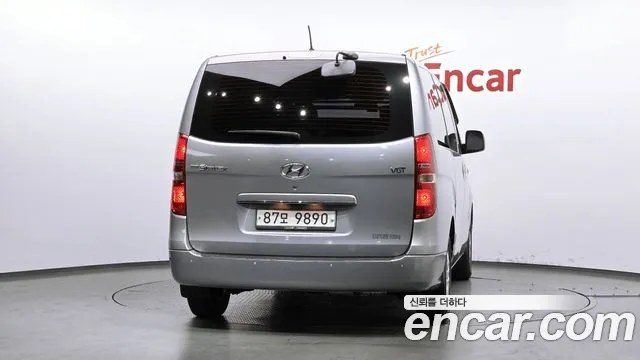 Hyundai Staria 2015 thumb 8