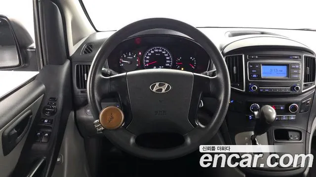 Hyundai Staria 2015 thumb 4