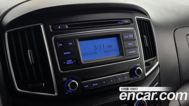 Hyundai Staria 2015 thumb 3