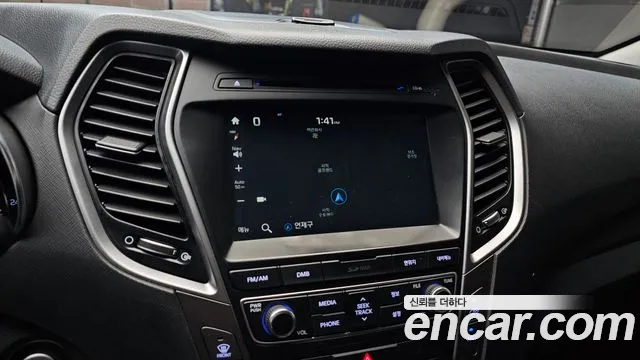 Hyundai Santafe 2016 thumb 11