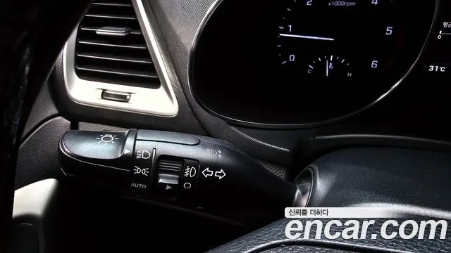 Hyundai Santafe 2016 thumb 5