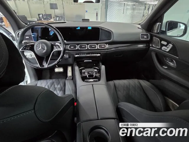 Mercedes-Benz GLS 2025 thumb 9