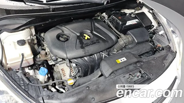 Hyundai i40 2014 thumb 12