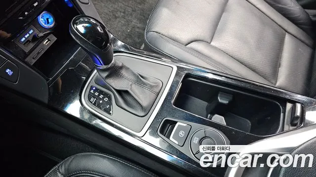 Hyundai i40 2014 thumb 6