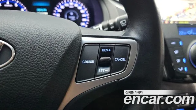 Hyundai i40 2014 thumb 4