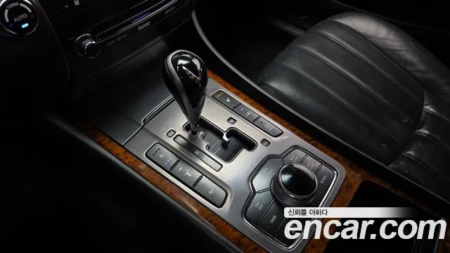 Hyundai Equus 2011 thumb 4