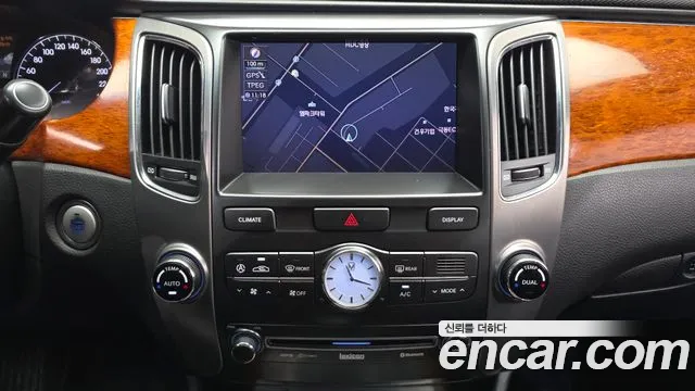 Hyundai Equus 2011 thumb 11