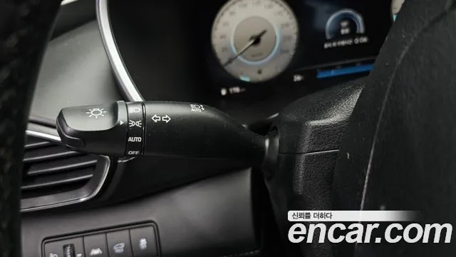 Hyundai Santa Fe 2021 thumb 6