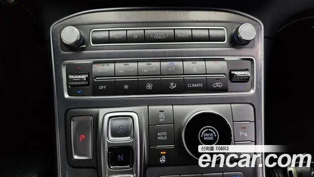 Hyundai Santa Fe 2021 thumb 12
