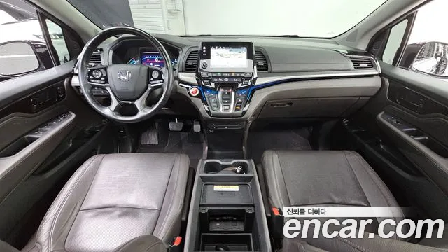 Honda Odyssey 2017 thumb 4