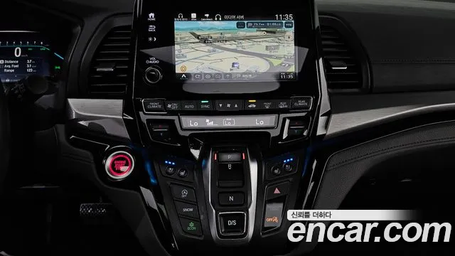 Honda Odyssey 2017 thumb 10
