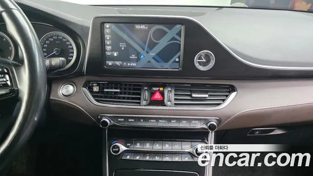 Hyundai Grandeur 2017 thumb 3