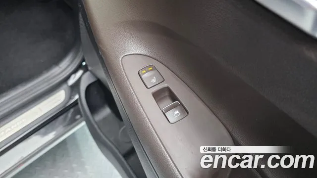 Hyundai Grandeur 2017 thumb 11