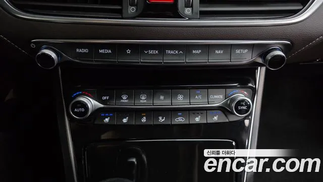 Hyundai Grandeur 2017 thumb 12