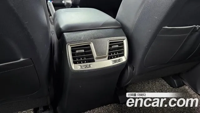 KGM Rexton 2019 thumb 5