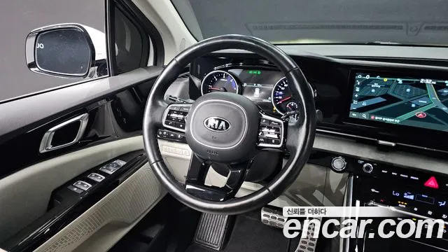 Kia Carnival 2021 thumb 8