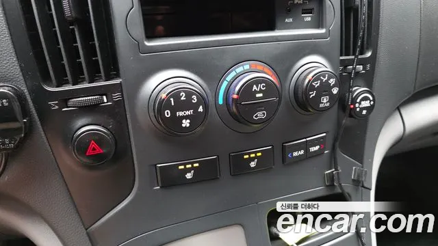 Hyundai Staria 2015 thumb 6