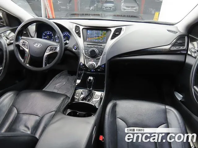 Hyundai Grandeur 2011 thumb 3