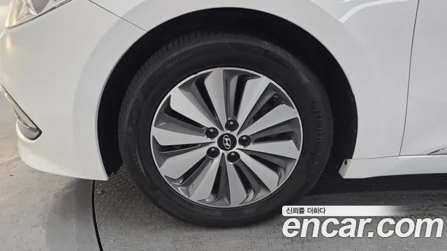Hyundai Grandeur 2016 thumb 2