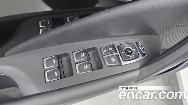 Hyundai Grandeur 2016 thumb 5