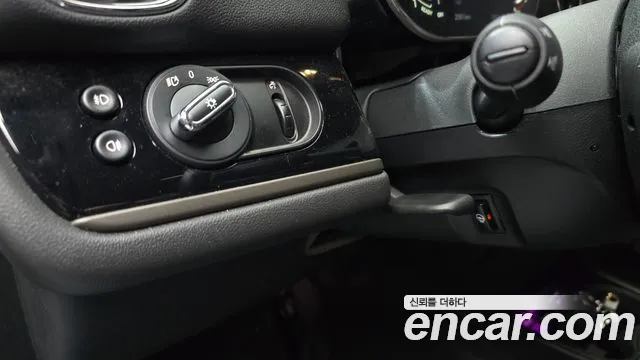 Mini Cooper Countryman 2023 thumb 9