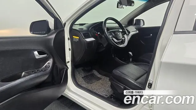 Kia Morning 2014 thumb 10