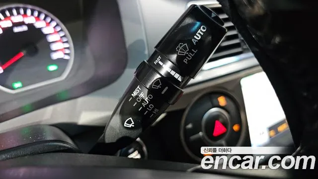 KGM Korando 2017 thumb 5
