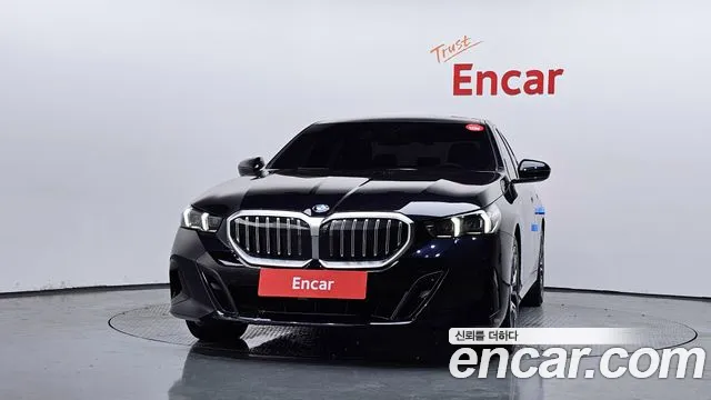 BMW 5 серии 2025 thumb 5