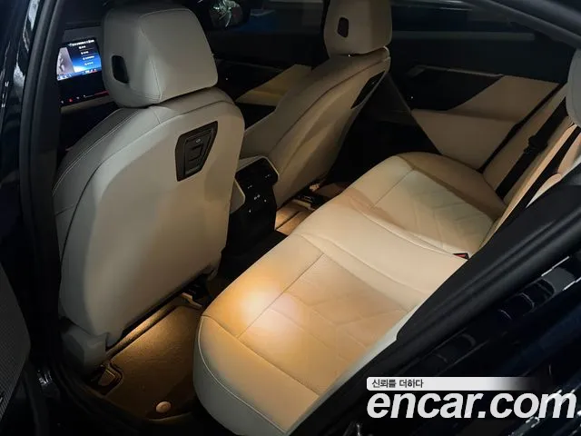 BMW 5 серии 2024 thumb 5