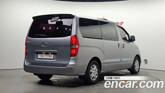 Hyundai Starex 2011 thumb 11